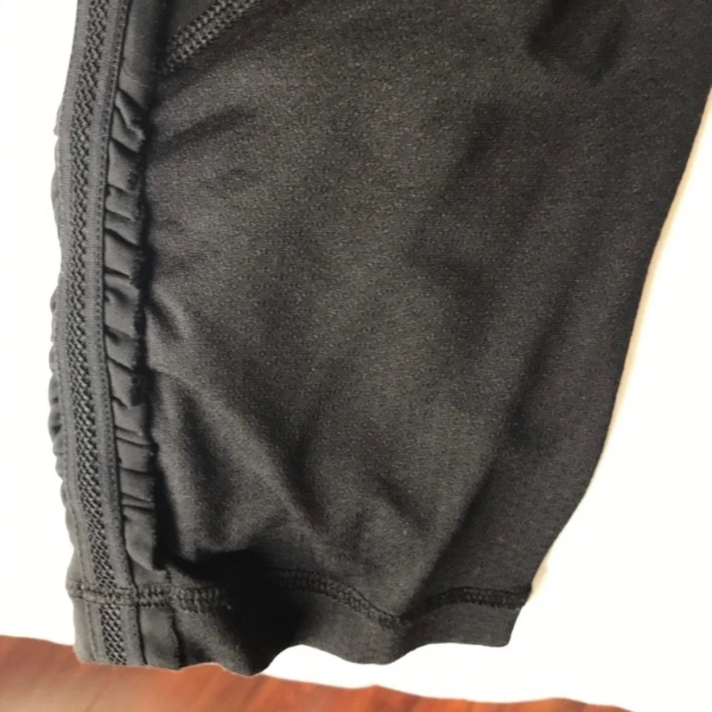 Lululemon black tights